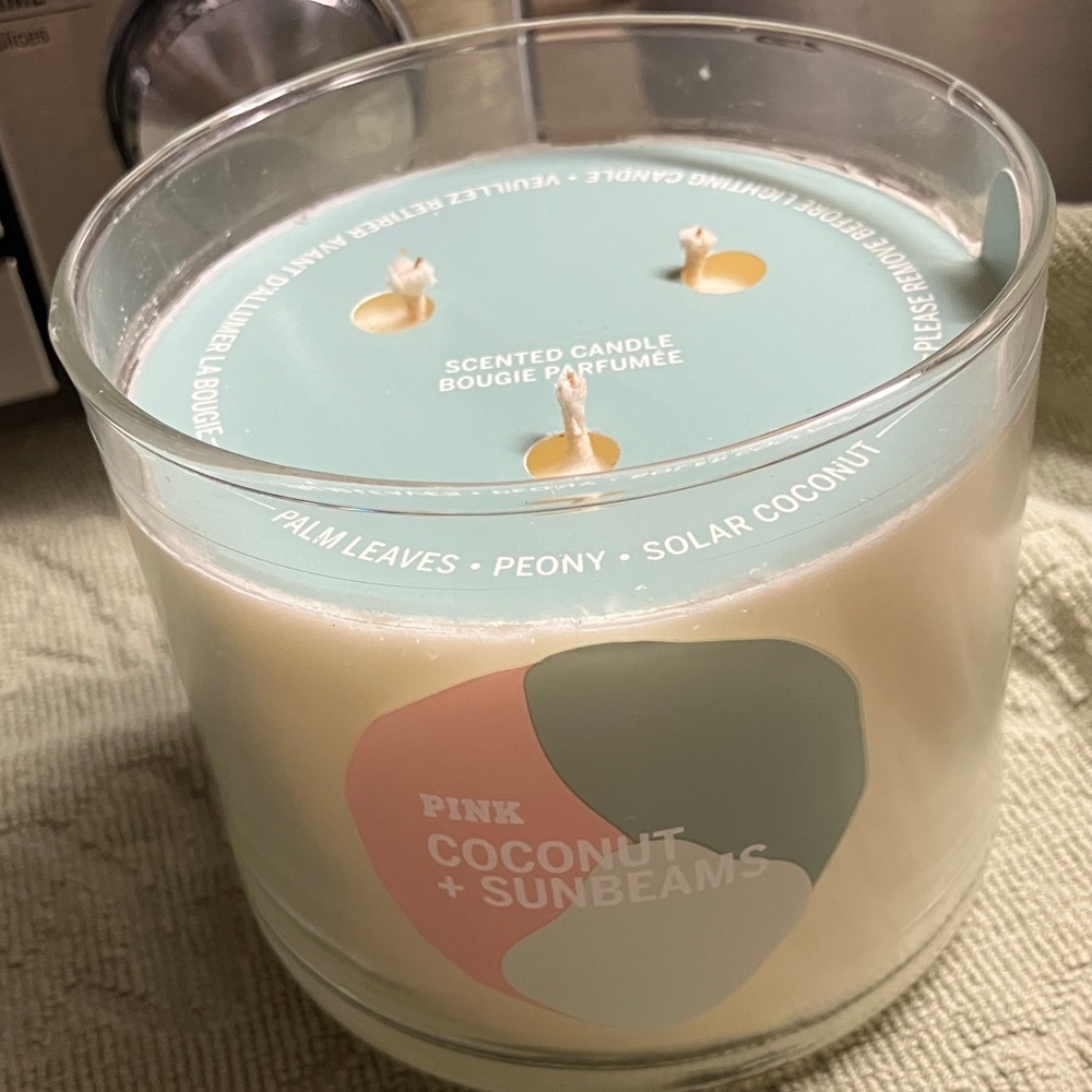 🥥VS Pink Coconuts + Sunbeams 3-wick candle NWT